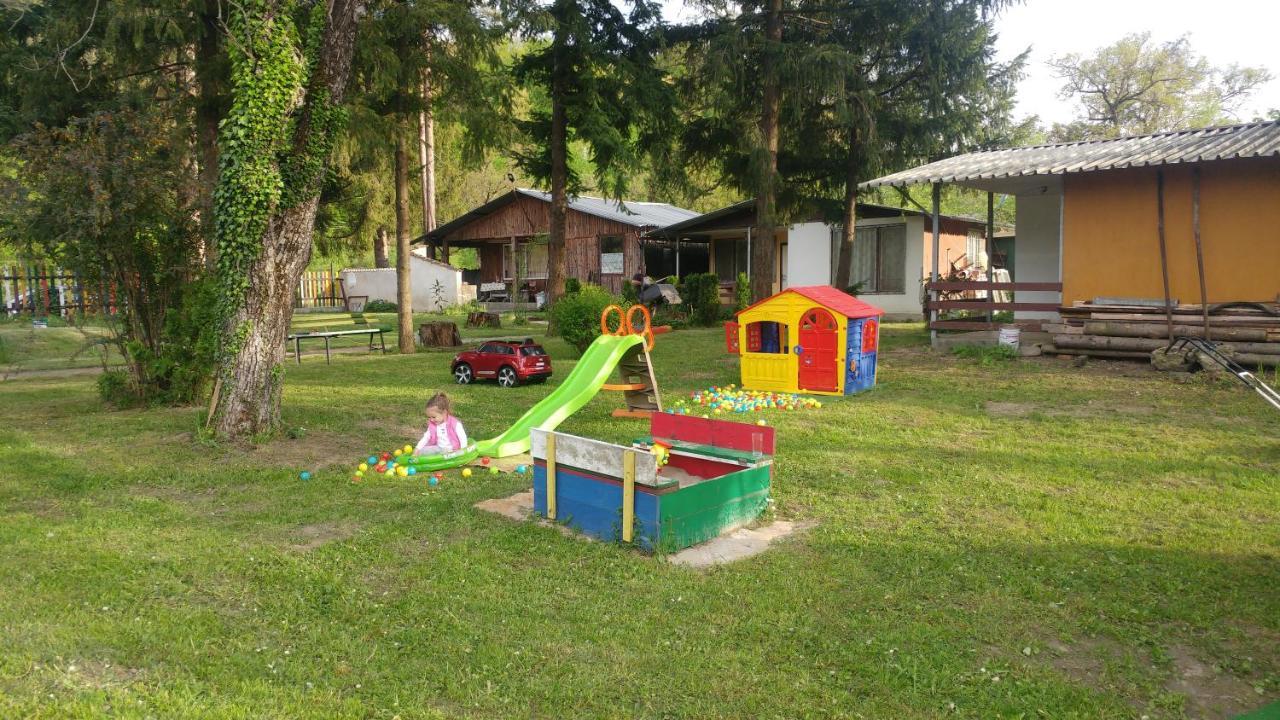 Къща За Гости Дъга Cherni Osum Exterior foto