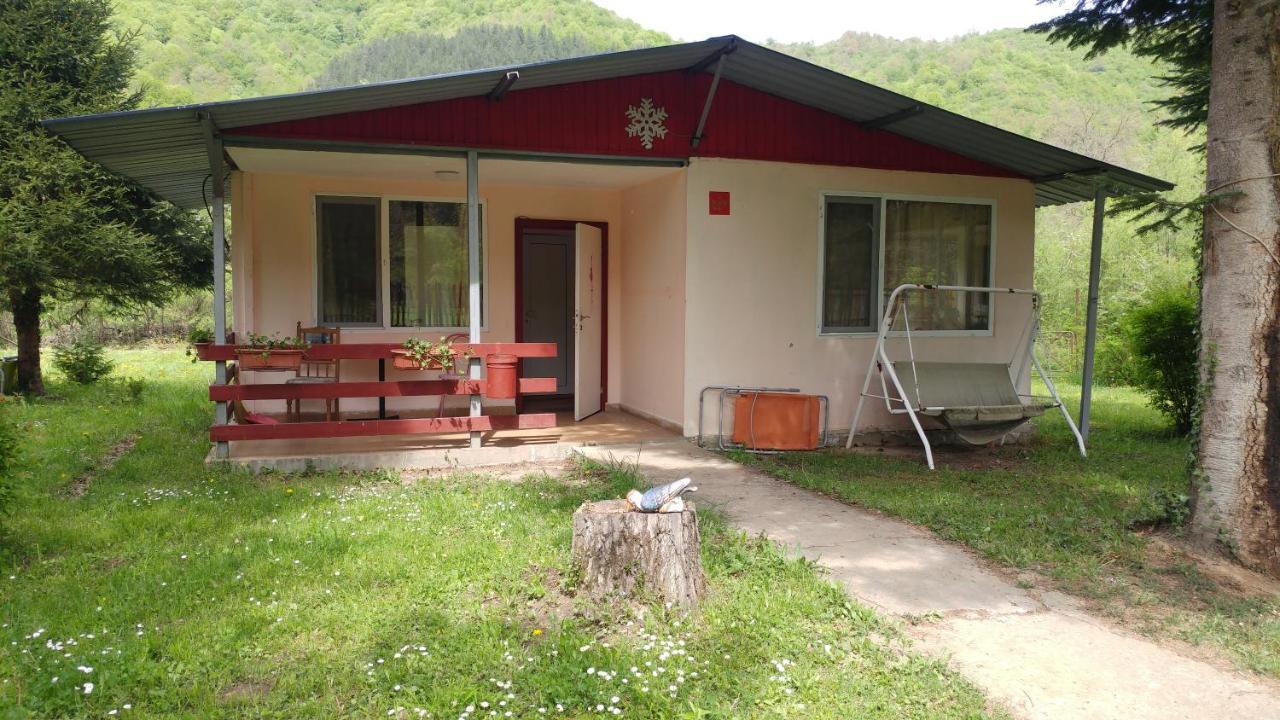 Къща За Гости Дъга Cherni Osum Exterior foto